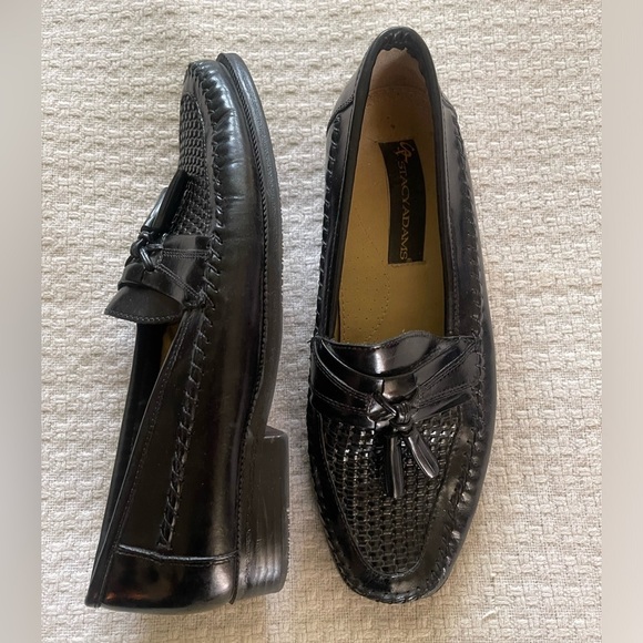 Stacy Adams Other - Stacy Adams men’s black leather woven loafers